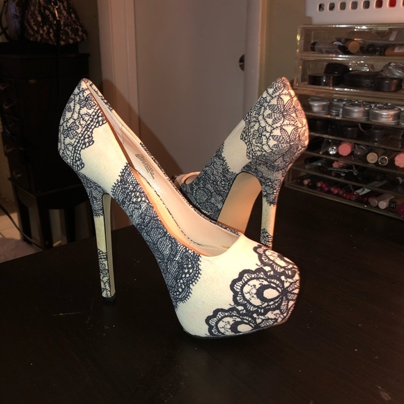 Steve Madden Dejavu Platform Pumps NEW - Picture 5 of 5